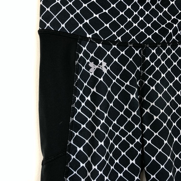 Under Armour 28” Heatgear Fly Printed Pants Sz XS - Picture 9 of 9